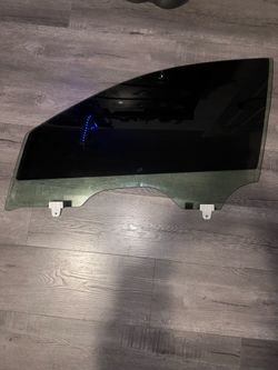 Infinity G35 coupe window