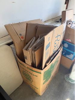 Moving Boxes FREE!
