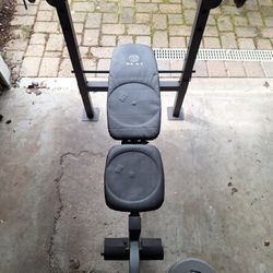 Gold's Gym Bench Press