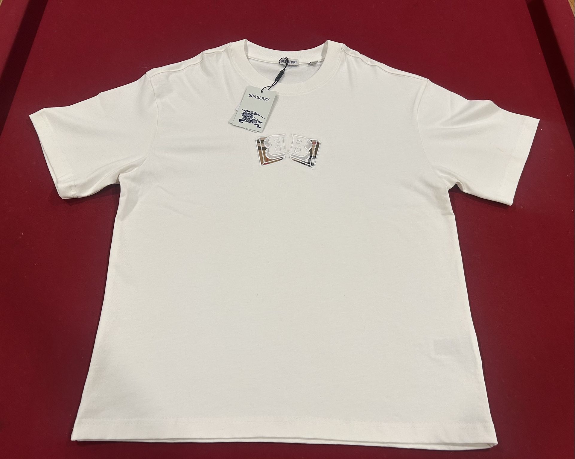 Burberry T-Shirt-Brand New-XL-Adult Size