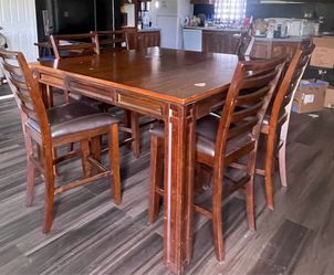 Dinning table with 6 chairs