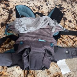 Infantino Baby Carrier 