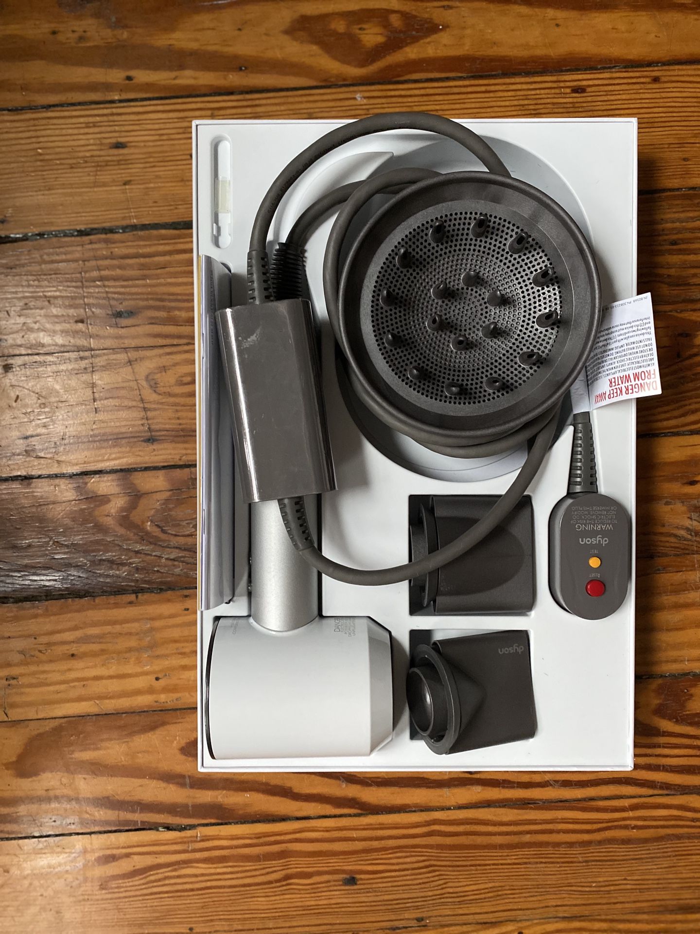 Dyson Hairdryer - White - Used (less then 2months )