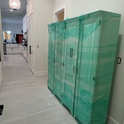 Set Of 4 Pottery Barn White And Mirrored Cabinets