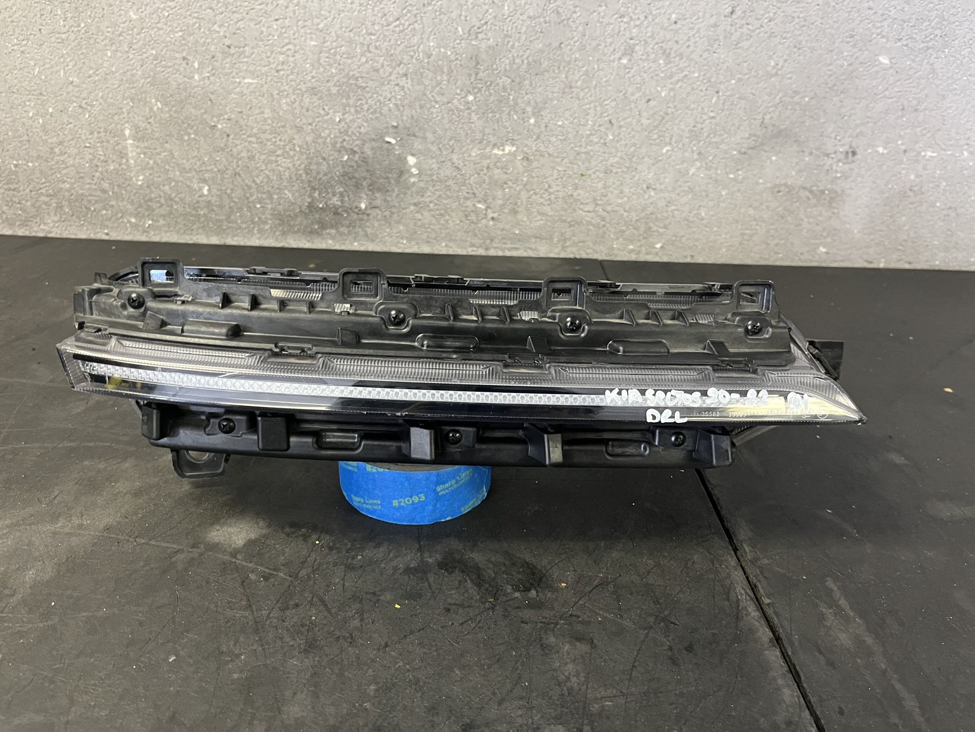 2020-2021-2022 KIA SELTOS RIGHT DRL OEM USED