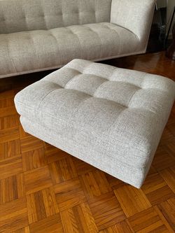 Article Cirrus Ottoman