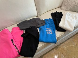 Women’s Pants Bundle Size Sm  Mixed Brands