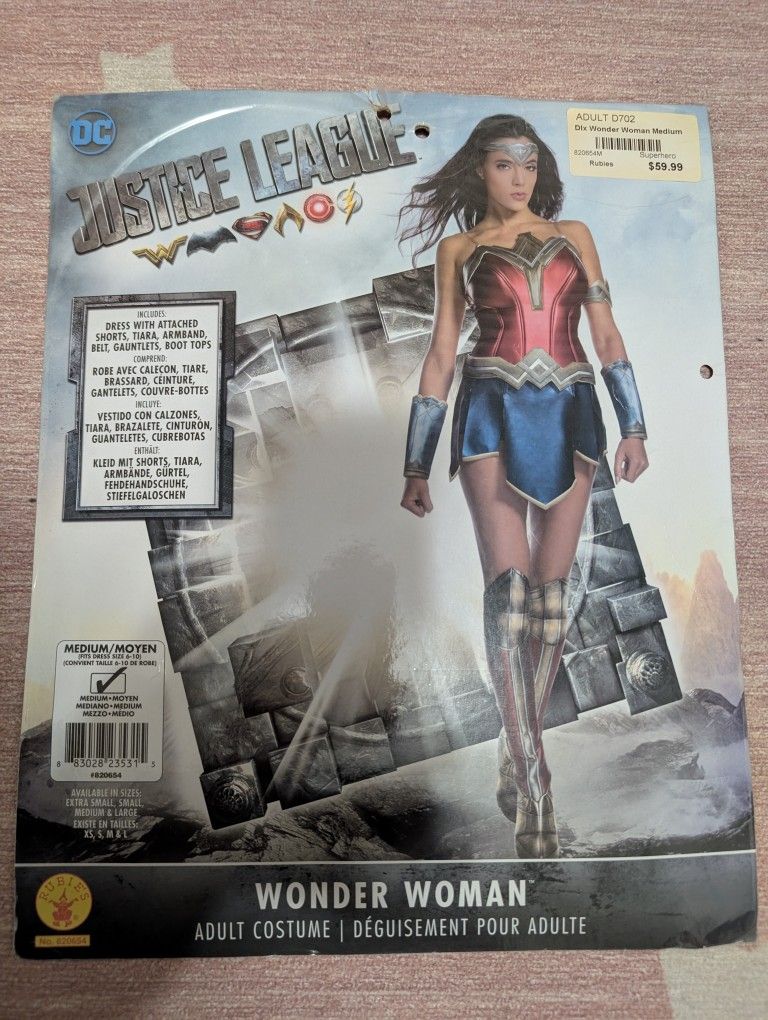 Wonder Woman Costume, Size medium