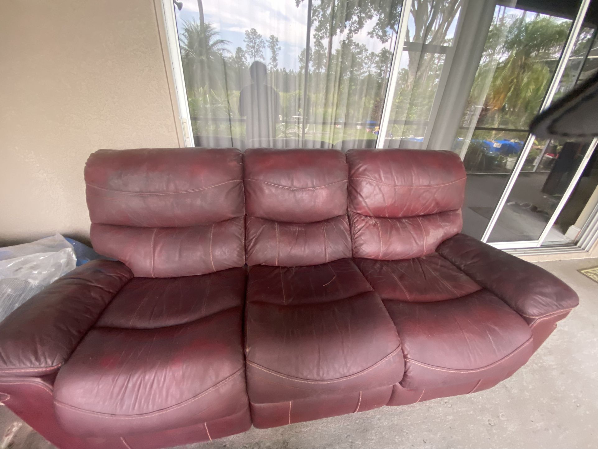 Three Seater Leather Sofa With two Recliners