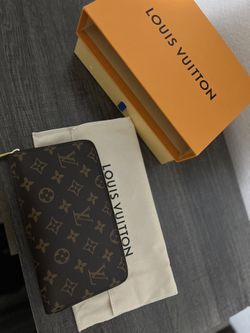 Louis V Wallet
