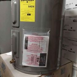 Water heater electric 38 gallons new with dents  PROE38S2RH95B  New