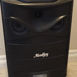 Karaoke Machine, Moukey 
