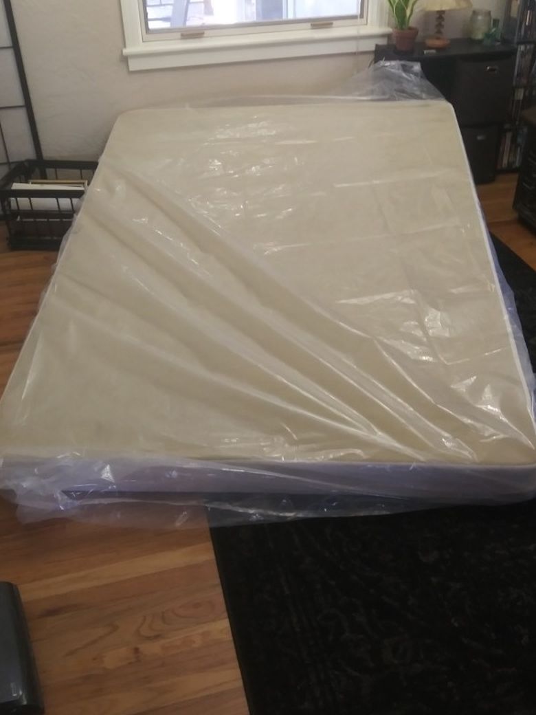 5" Queen Sized box spring