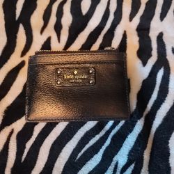 Kate Spade Card Wallet $34. New Conditiom 