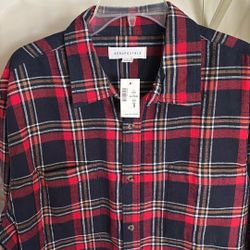 Men’s plaid flannel shirt