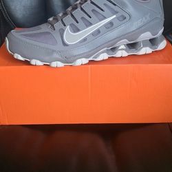 Nike Reax 8 TR 