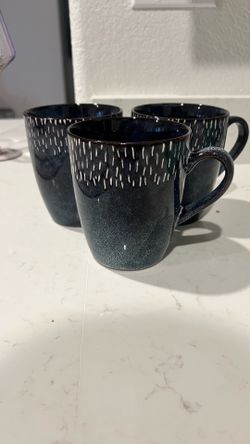3 ceramic coffee mugs