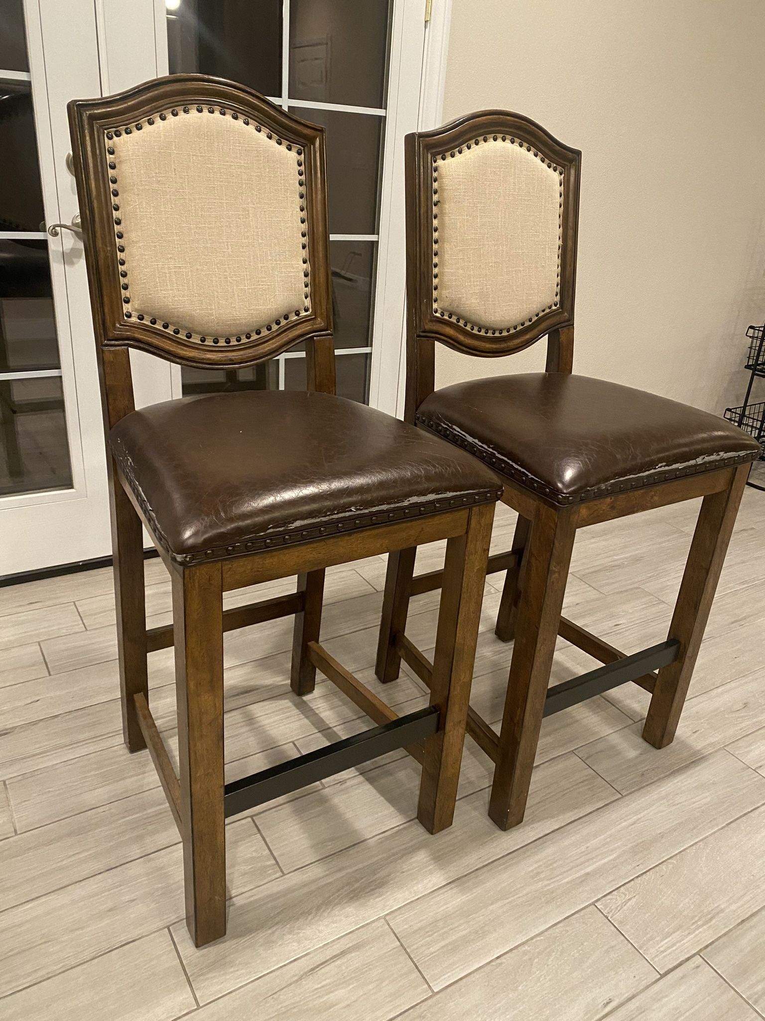 4 Bar Height Stools