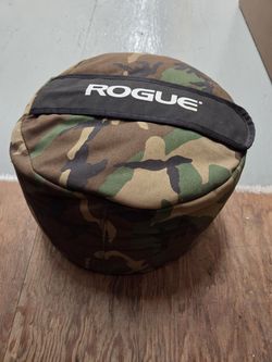 Rogue 150lb Capacity Sand Bag, Camo