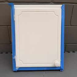 VINTAGE  WOODEN MEDICINE CABINET WITH 2 SHELVES 18.5" TALL