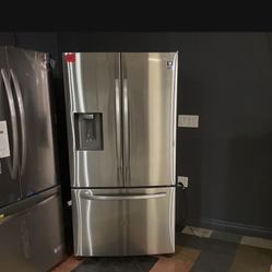 New Samsung Bottom Freezer Refrigerator‼️