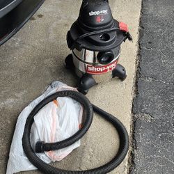 5 GALLON WET/DRY UTILITY SHOP VAC MODEL 4045AH