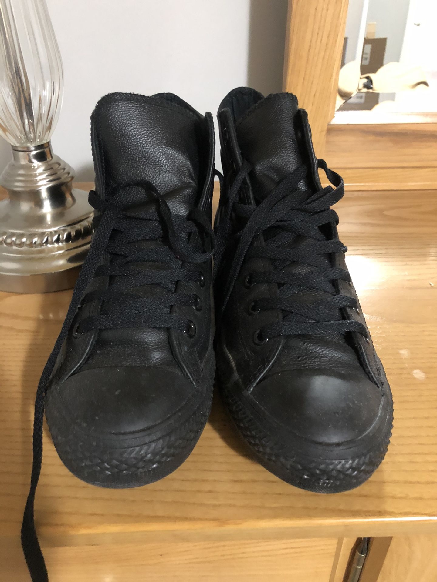 Men’s leather hi top converse