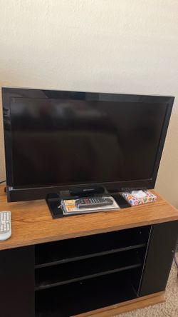 32” Emerson TV