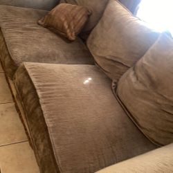 2 Couches 5 Person 