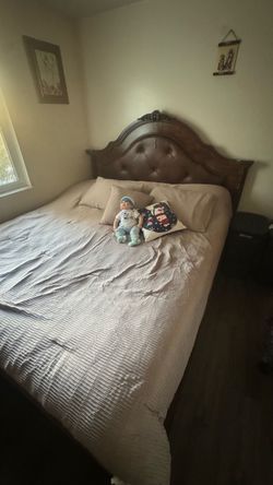 Bedroom set