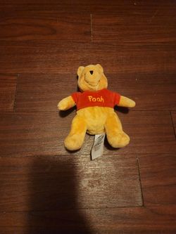 Pooh Small Stuffed Animal