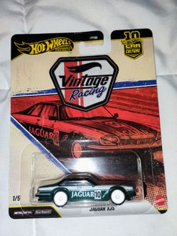 Hot Wheels Premium Vintage Racing Jaguar XJS
