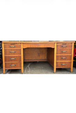 Vintage Solid Wood Desk – 7 Drawers, Sturdy & Classic