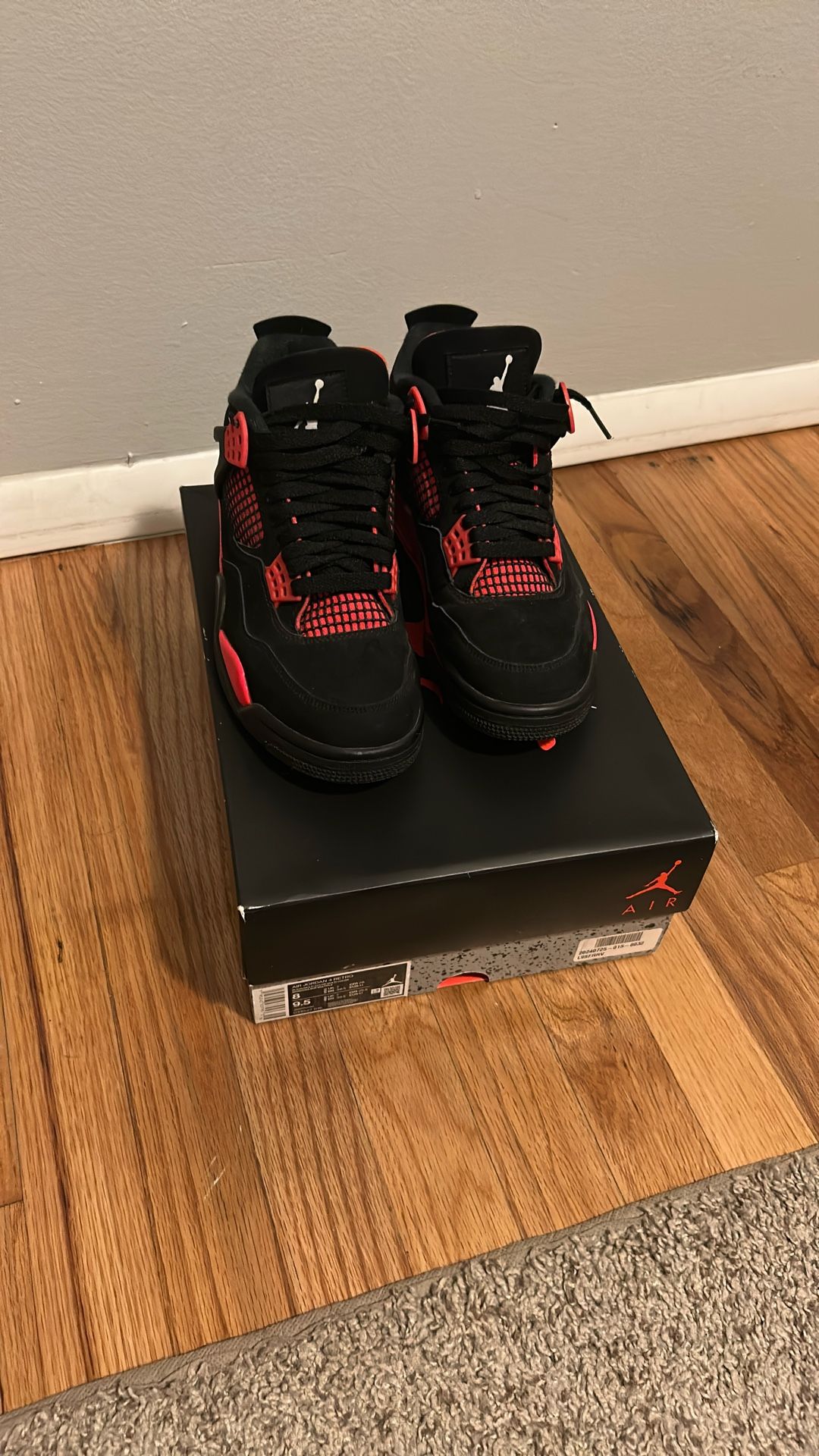 Jordan 4 Red Thunder