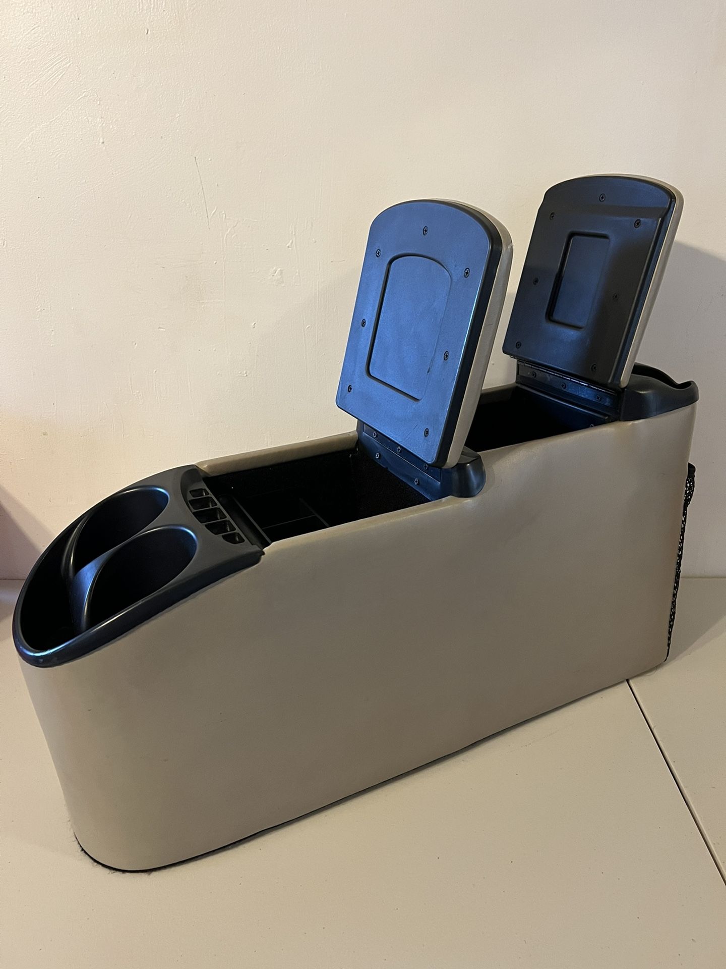 LIMITED EDITION Wolf Deluxe Executive Series Center Console