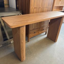 59” Fluted Narrow Console Table, Farmhouse Entry Way Couch Table Behind Sofa for Living Room, Hallway, Entrance, Wooden, Walnut