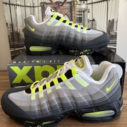 Nike Air Max 95 Big Bubble Neon Size 11