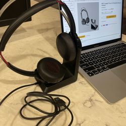 Voyager Focus Bluetooth Headset - Noise Cancelling 