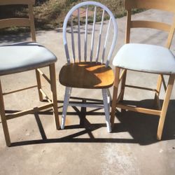 3 Chairs 