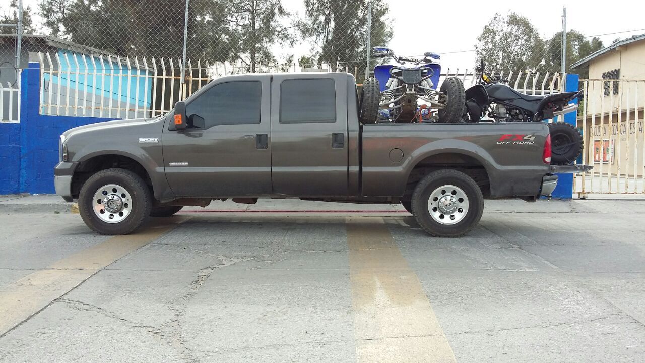 Ford F-250 2005 fx4