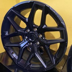 20” Fuel “Flux” Wheels