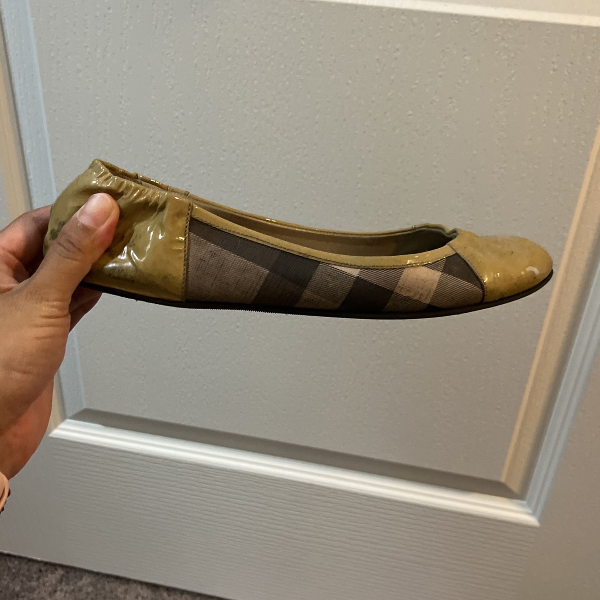 Burberry Flats