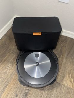 iRobot Roomba j6+ Self-Emptying Robot Vacuum ($500 New)