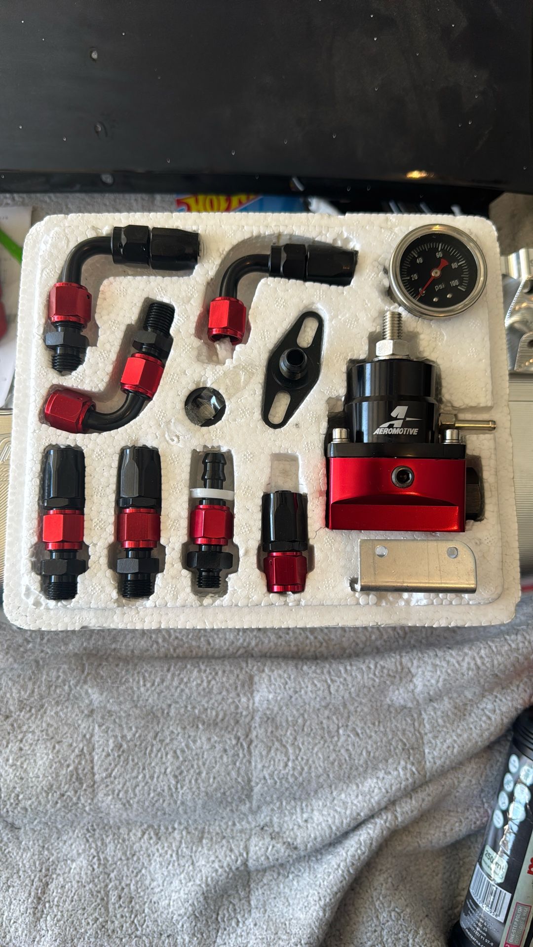 Fuel pressure regulator 