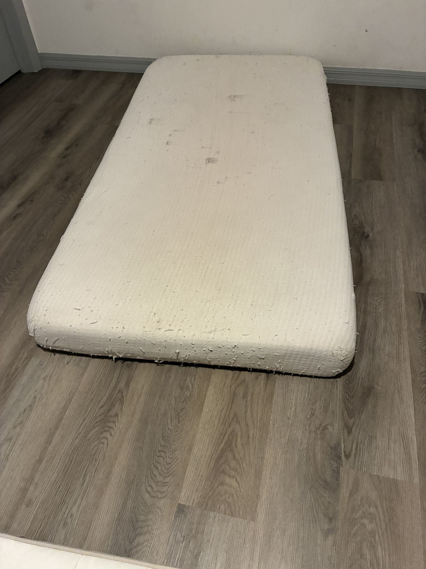 Twin Mattress And Spring  Box And Frame Metal