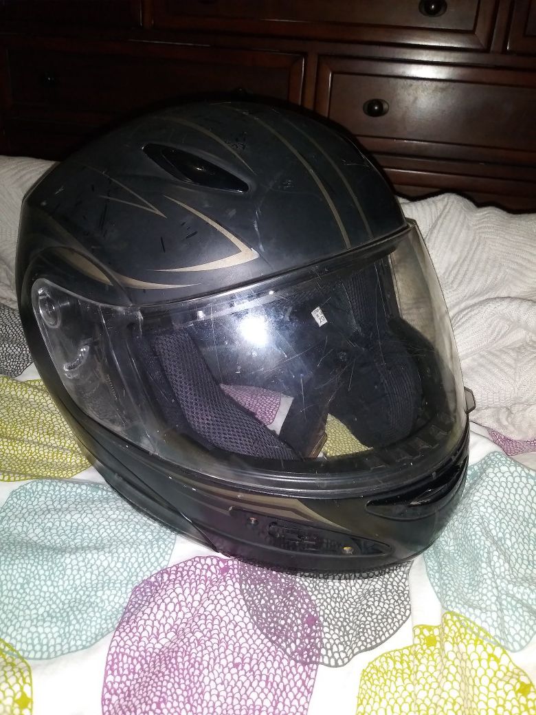 Gmax Dot 44s FullFace Motorcycle Helmet