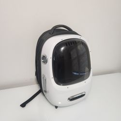2 Ventilated Cat Carriers W Built In FansAnd Light