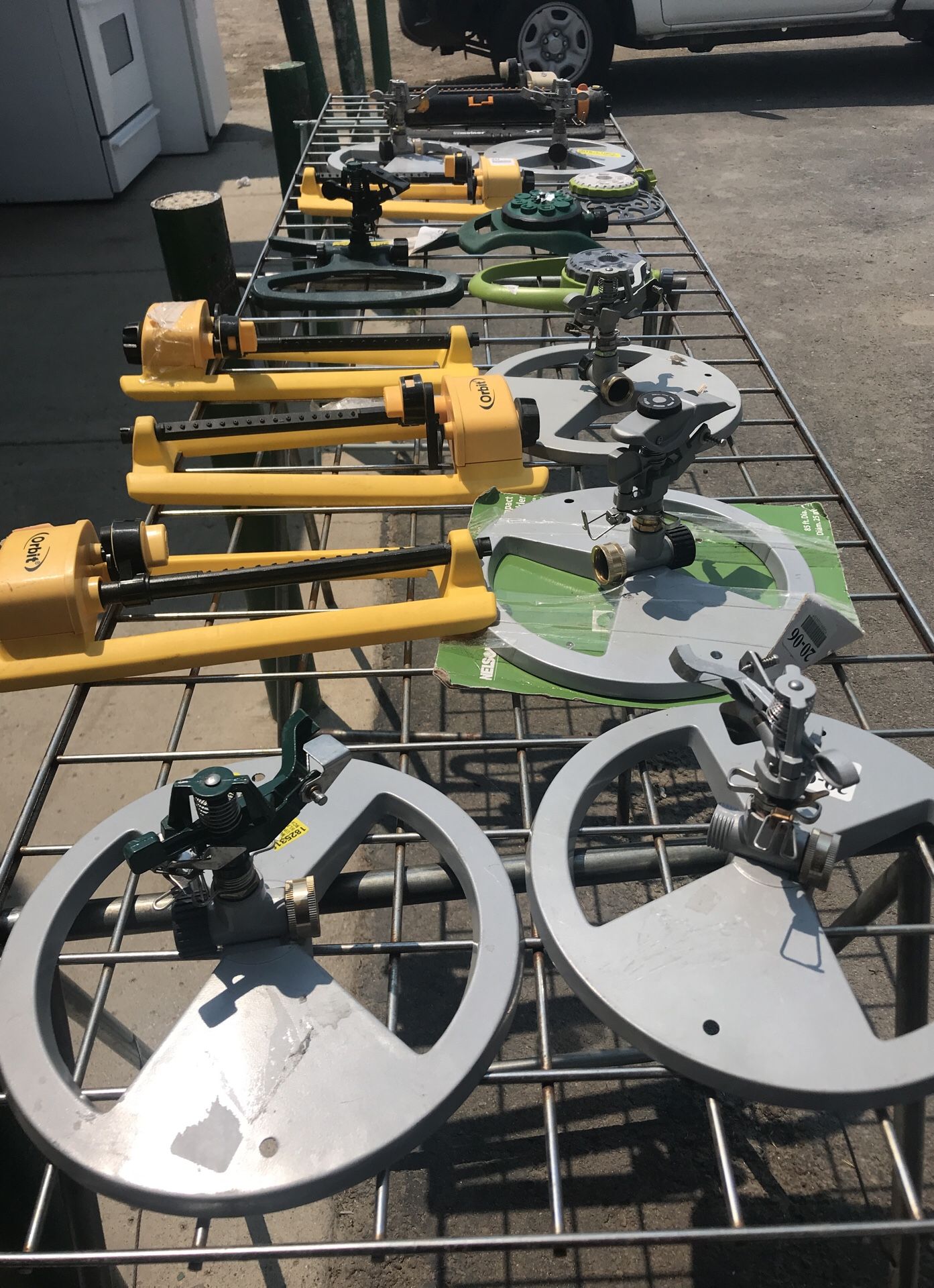 Sprinklers Orbit , Melanor name brand 10$ - 25$