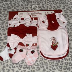 Strawberry Shortcake Baby Girl 12-Piece Accessory Gift Set