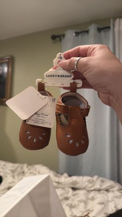 BABY SHOES